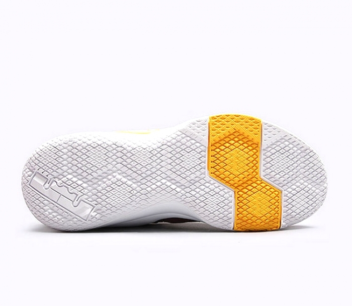 Купить Баскетбольные кроссовки Nike Lebron Witness | 852439-601 в Москве или заказать доставку на Slamdunk.su